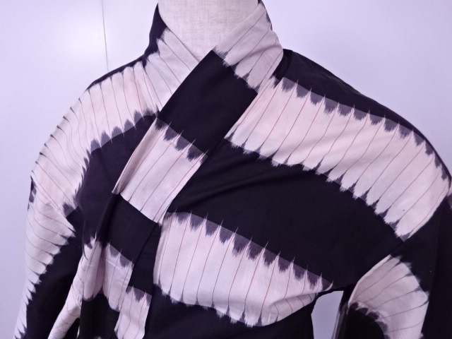 アンティーク　小紋　単衣　Sサイズ　段替わりに縞文　着物　リメイク　材料
